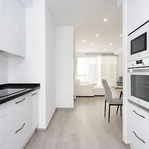 https://top-center-by-eden-rentals.in-canary-islands.com